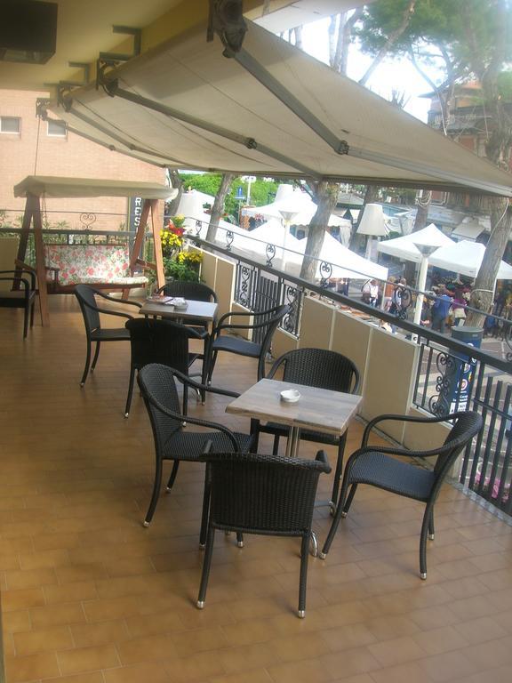 Residence Suisse Cattolica Exterior photo
